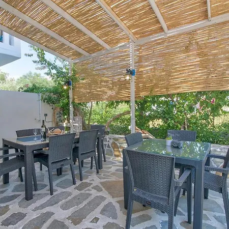 View * Αντίπαρος